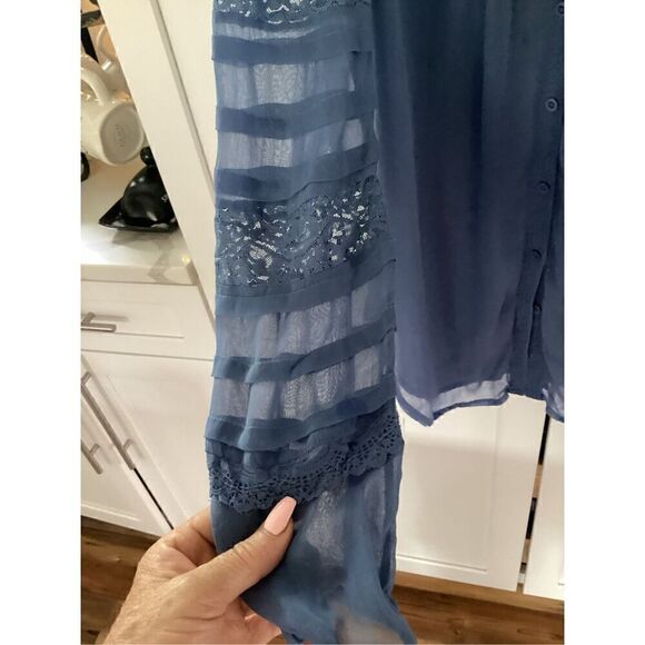 Sundance Mellow Days Silk Chiffon Blouse Top Sz XS Button Up V Neck Blue - Picture 3 of 9